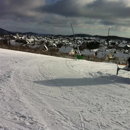 Am Skikarussel アパート *